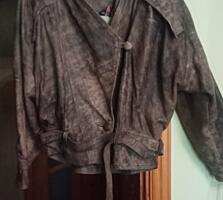 Новая оригинальная женская кожаная куртка немецкий 36р-р (42/44).