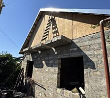 Срочно продается каменный дом с гаражом 9 соток 