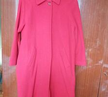 Пальто и плащи