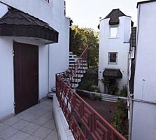 Продам большой двухэтажный дом, ул. Львовская/Равенства.