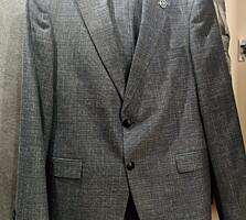 Молодежный костюм