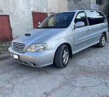 Продам Kia Carnival 2.9 CRDI