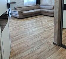 Продам квартиру 105 кв. м., 15/18, новый дом, жк Фаворит.