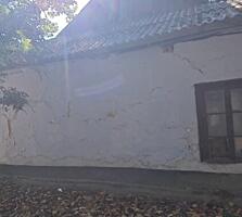 Продается часть дома в ветхом состоянии под строит-во центр Тирасполя