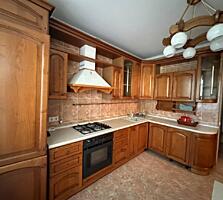 Продам просторную четырехкомнатную квартиру в обкомовском доме на ...