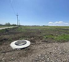 Предлагается к продаже большой земельный участок общей площадью 425 ..