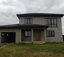 Продам два дома на одном участке в Фонтанке-3 (Лиманский р-н)