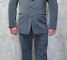 Продам мужской костюм