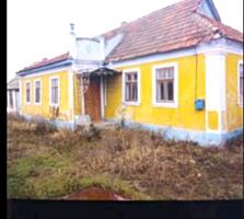 Продается дом с. Парканы с участком 12 соток