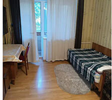 Продам 3-х комнатную квартиру на ул .Головковской