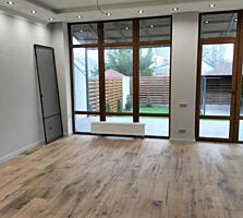 Продам современный, новый дом в самом сердце Таирова.