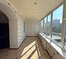 Продам 3-к квартиру (148м2) на ж/м Солнечный, пер. Любарского/Вавилон