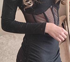 Продам платье НЕДОРОГО (цена в описании)