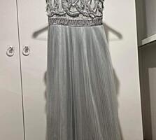 Продам нарядное платье.