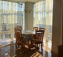 ЖК &quot;Стрекоза&quot;3- х комнатная квартира с ремонтом 77000у. е.