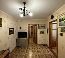 3 комнатная Солнечный в хорошем состоянии.