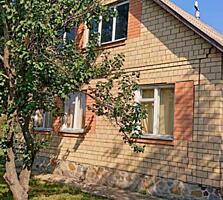 Кирпичный дом с коммуникациями и современной печью в Михайловке.