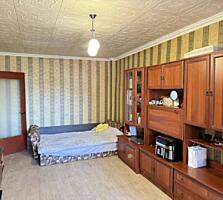 Предлагается в продажу однокомнатная квартира у моря, на 6-й станции .