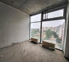 В продаже просторная 1 комнатная квартира на Героев Обороны Одессы. ..