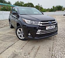 Продам 2019 год. Комплектация XLE.