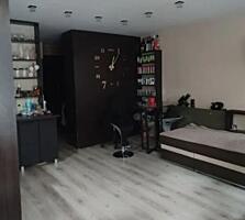 32015 Продается уникальная двухуровневая комната ...