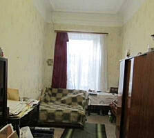 Предлагается к продаже комната в коммунальной квартре в Центре ...