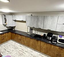 Продажа 2х этажного дома в Варваровке!