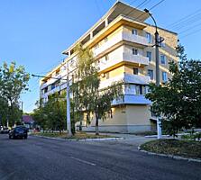 Комната в общежитии. Центр.