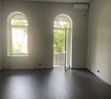 33725. Продам 2-комнатную квартиру в самом ...