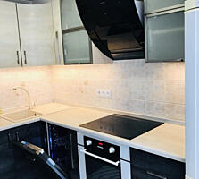 Продаётся шикарная 2-комн квартира на Балке, 6/10, с мебелью и технико