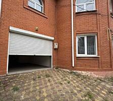 Простір для сім&#039;ї — будинок вашої мрії на Таірова. 268 м2 на 3 сотках.