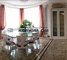 Срочно!!!Продам 4-х. комнатную, 2х-уровневую квартиру в историческом .