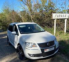 VOLKSWAGEN TOURAN 2.0 метан. 2008 года. Эксклюзивная комплектация.