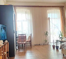 №149. Продам 3-х комнатную квартиру в Центре  со ...