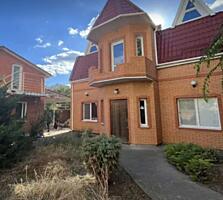 35730Продаётся жилой дом с гостевым домиком и ...