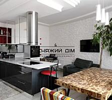 Продаж дворівневого пентхауса в ЖК &quot;Лікоград&quot; по вул. Ломоно