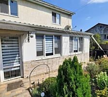 В продаже просторный двухэтажный дом в пгт. Великодолинское – ...