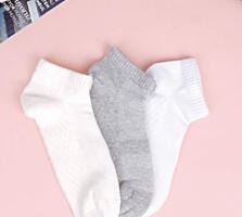 Practic și confortabil pentru bărbați – șosete, lenjerie, pijamale