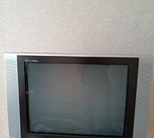 Продам телевизор б/у Panasonic в отличном состоянии