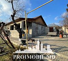 Vă propunem spre vînzare aceastăcasă, sat. Budești, str. Mihail ...
