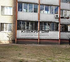 Продажа раздельной 2-х к.кв. по просп. Владимира Маяковского 1-Б, ...