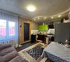 Продается крепкий 2-х этажный дом в Пересыпском районе. Первый этаж с 