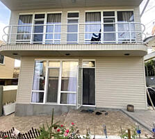 Продам 2-х поверховий будинок в 1-й лініі біля моря (218-й причал, ...