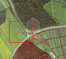 Teren în prima linie. Deschidere mare spre traseu. KM 64 M1 Chișinău .