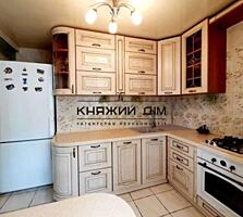 Продаж 2-кімнатної роздільної квартири по вул. Авіанконструктора ...