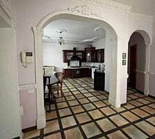 14318 Продам 2-х этажный дом с ремонтом вблизи ...