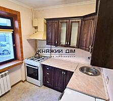 Продається 2-кімнатна суміжна квартира в Києві, Шевченківському ...