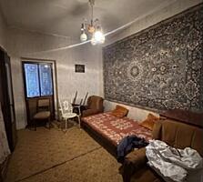 В продаже 2х комнатная квартира. Квартира нуждается в ремонте ,мебель 