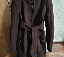 Верхняя одежда, б/у, в хорошем состоянии, недорого.