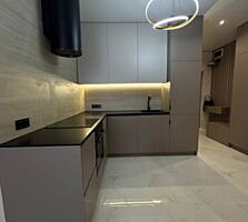 33882. Продается двухкомнатная квартира, с ...